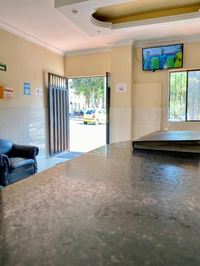 Hotel Mansion Real Bucaramanga Extérieur photo